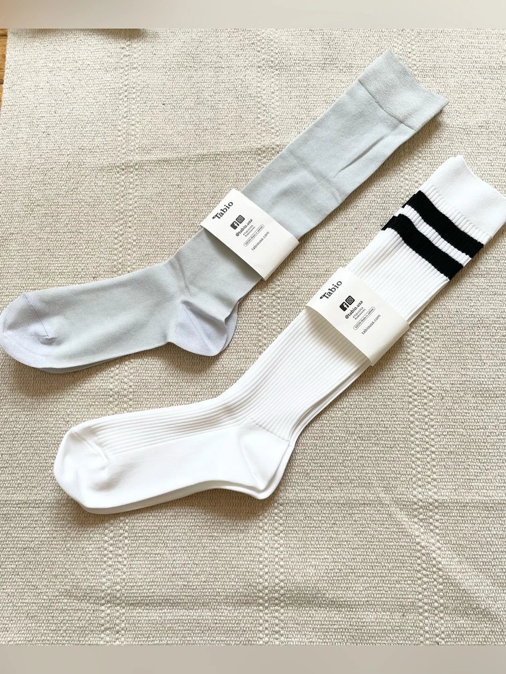 Tabio Made In Japan Knee- High Socks Size 6-9 Sheer Sparkle And Stripe